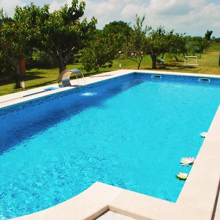 Holiday home Dorina Barban